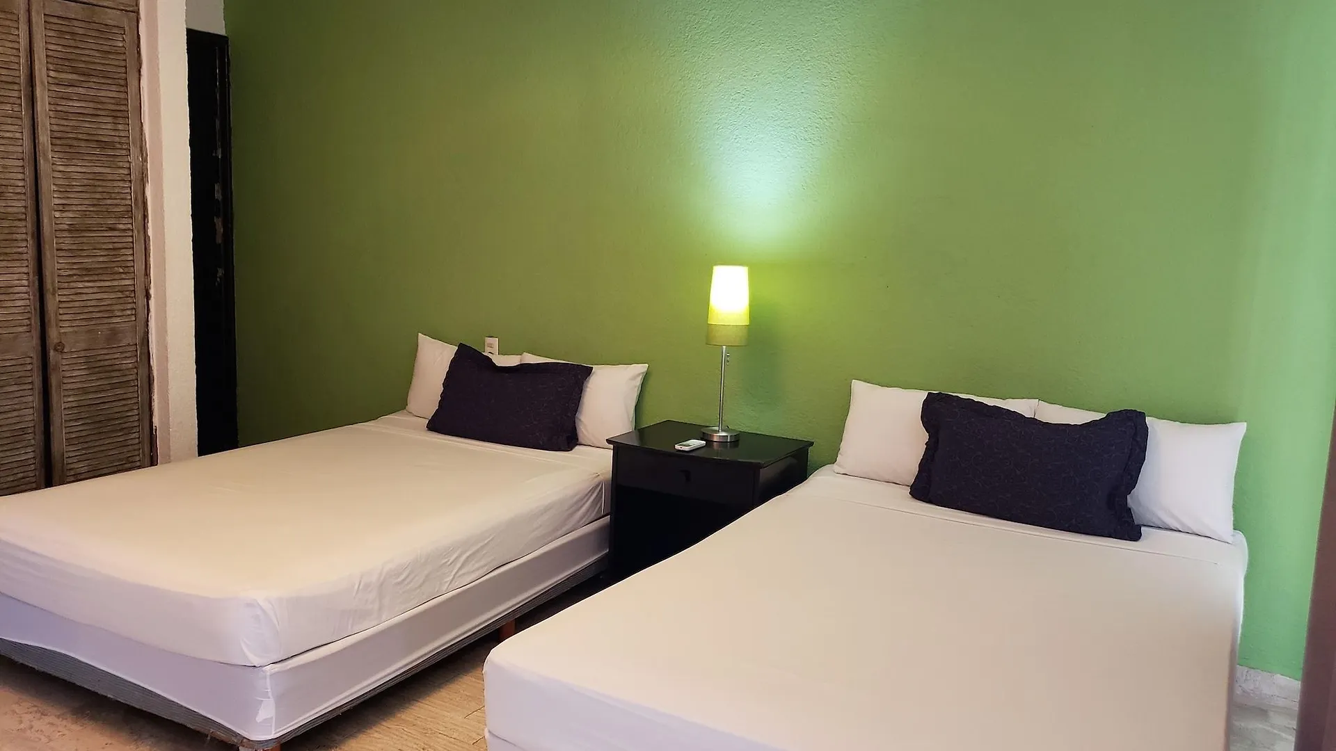 Hotel Green 16 Cancun