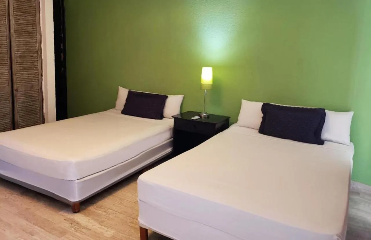 Hotel Green 16 Cancun