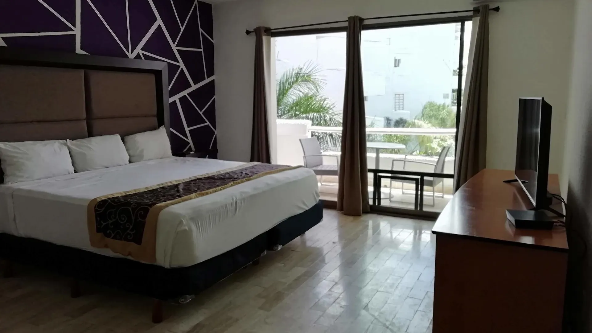 Hotel Green 16 Cancún