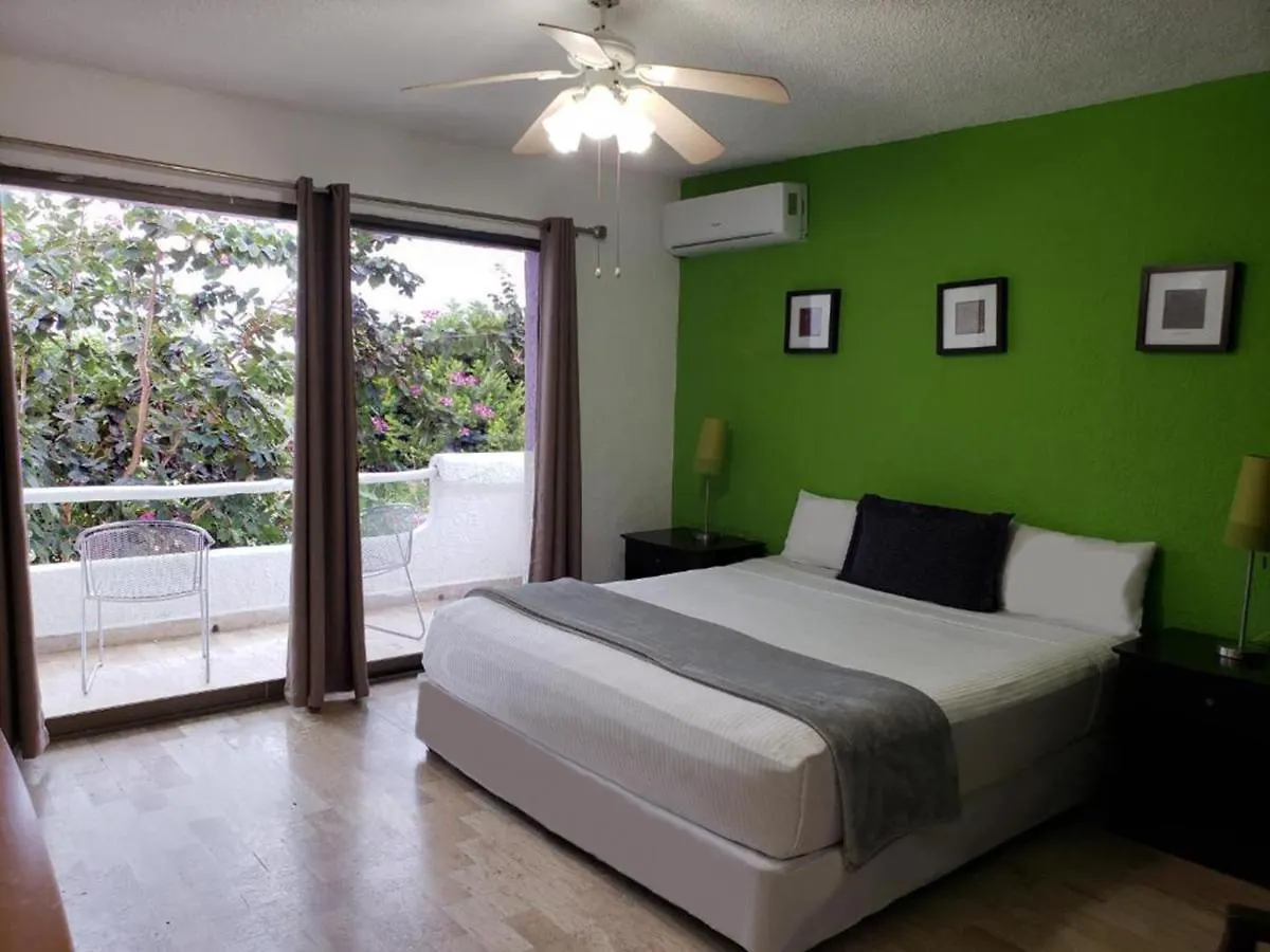 Hotel Green 16 Cancun 3*,