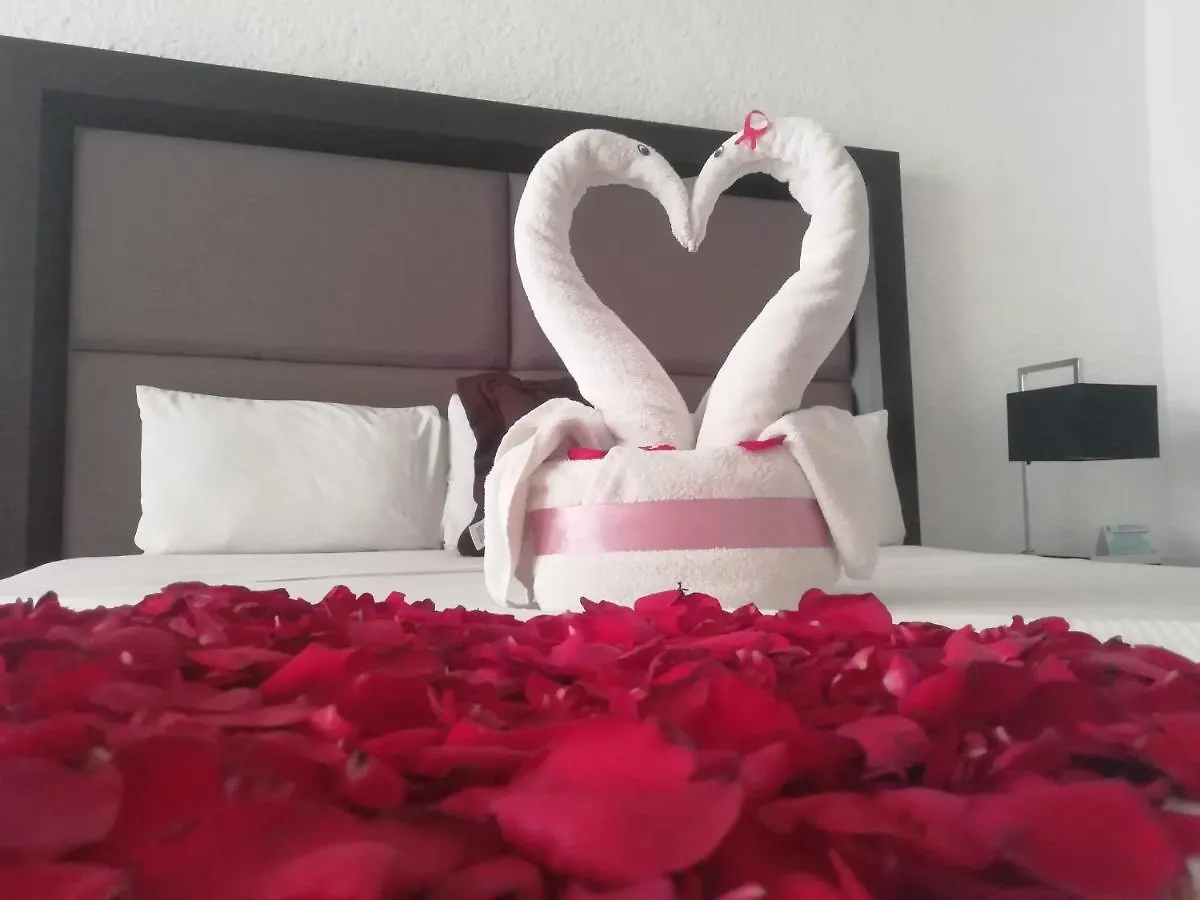 Hotel Green 16 Cancun 3*,